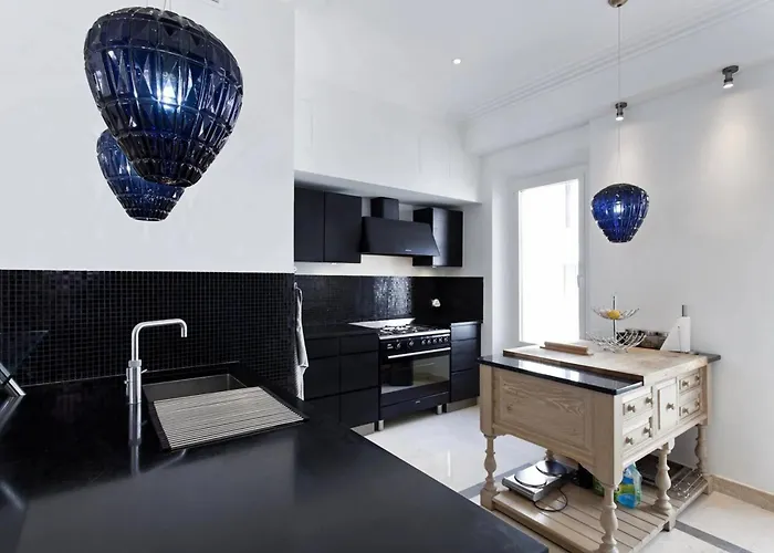 Ref 1208 - - 5mins To Palais Des Festivals アパート カンヌ