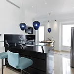 Ref 1208 - - 5mins To Palais Des Festivals Cannes